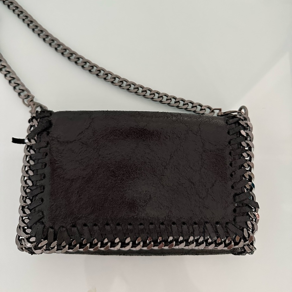 Black crossbody purse